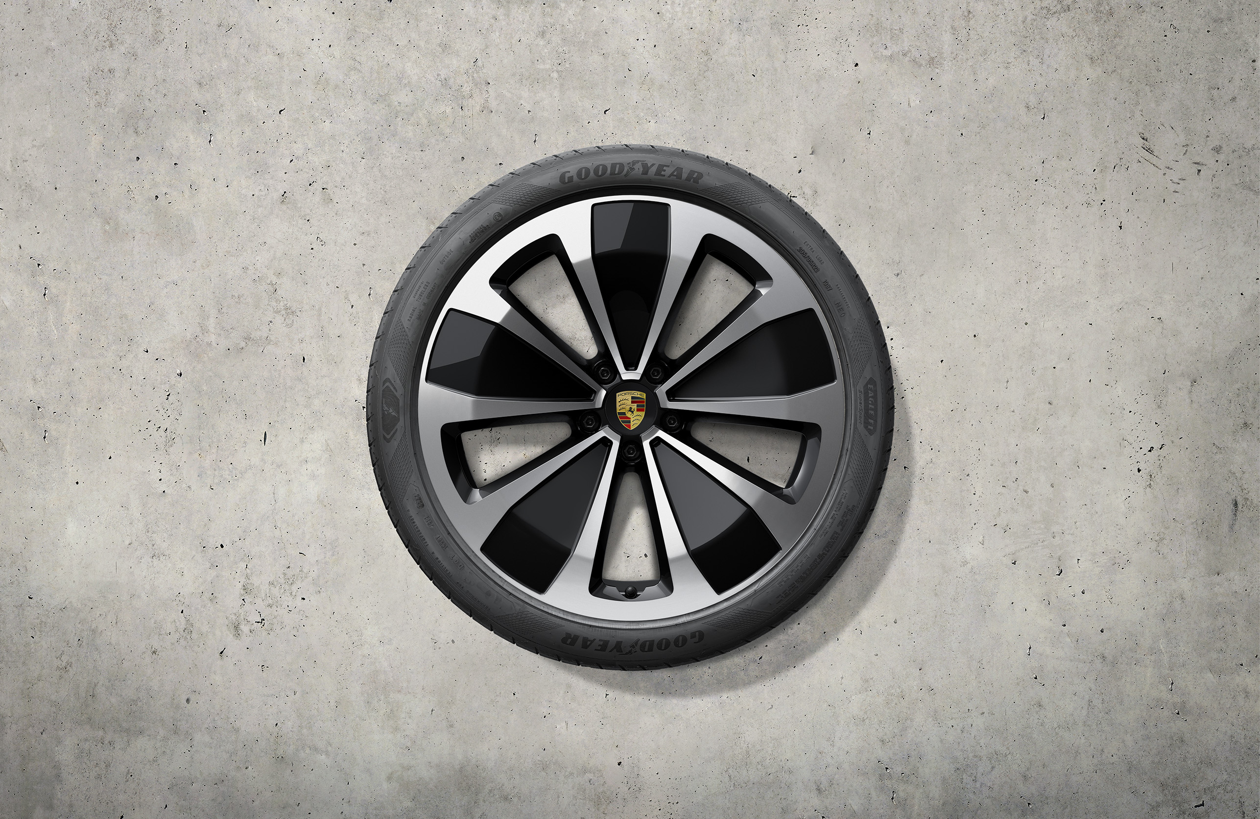 22' Macan Style summer wheel-and-tyre set, high gloss black. Porsche Macan-e - 95C044660G
